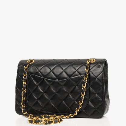 Chanel Vintage Classic kleine Double Flap Tasche aus schwarzem gestepptem Lammleder mit 24K vergoldeter Hardware, 1989-1991
