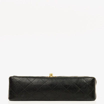 Chanel Small Classic Vintage Double Flap Bag aus schwarzem gestepptem Lammleder mit 24K vergoldeten Beschlägen