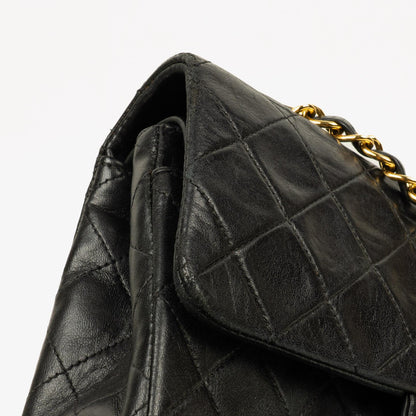 Chanel Small Classic Vintage Double Flap Bag aus schwarzem gestepptem Lammleder mit 24K vergoldeten Beschlägen