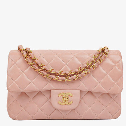 Chanel Kleine Classic Vintage Double Flap Tasche aus rosa gestepptem Lammleder mit 24K vergoldeter Hardware