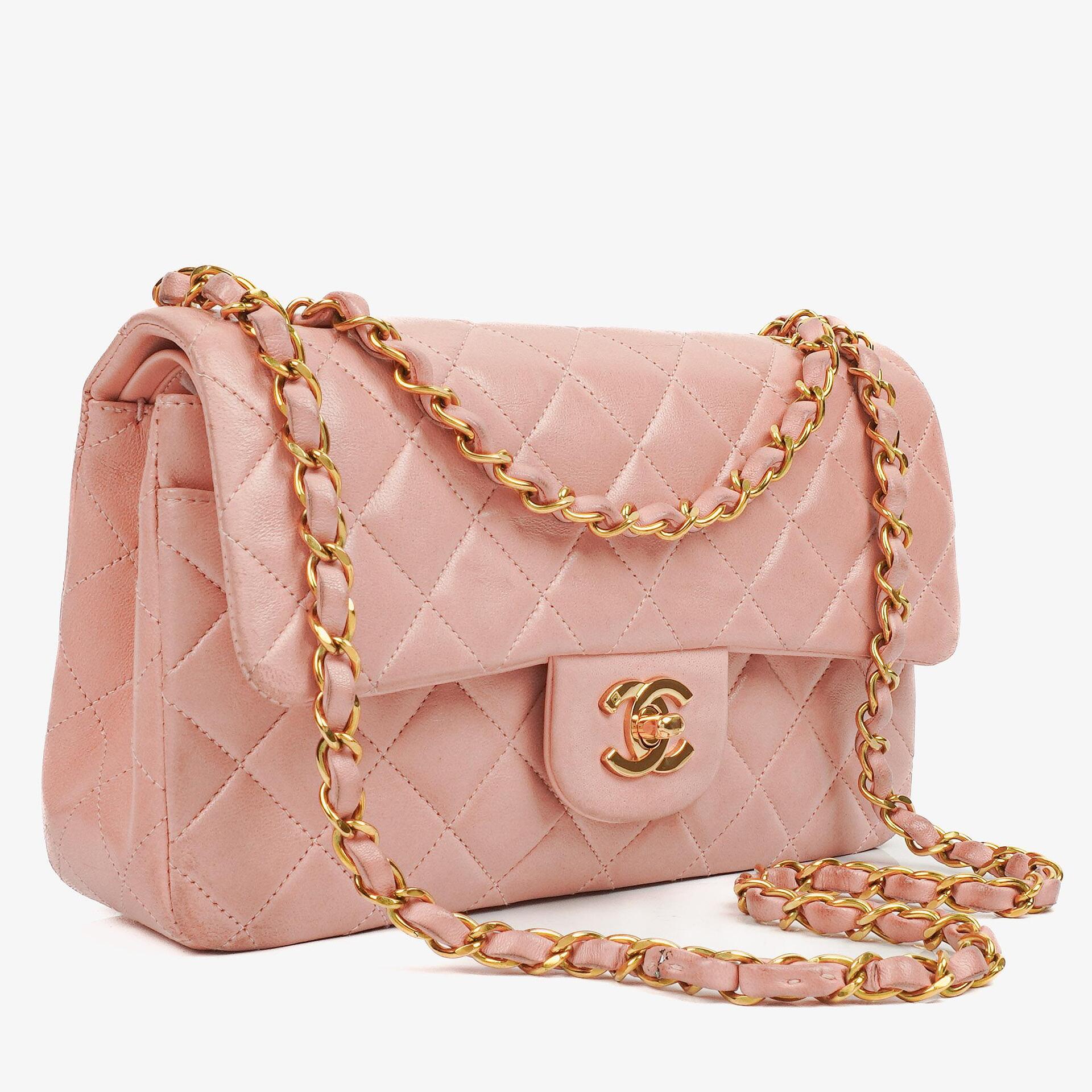 Chanel Kleine Classic Vintage Double Flap Tasche aus rosa gestepptem Lammleder mit 24K vergoldeter Hardware