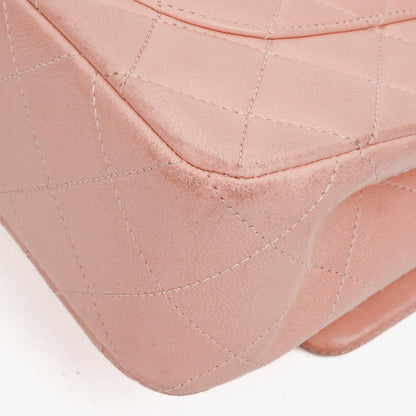 Chanel Kleine Classic Vintage Double Flap Tasche aus rosa gestepptem Lammleder mit 24K vergoldeter Hardware