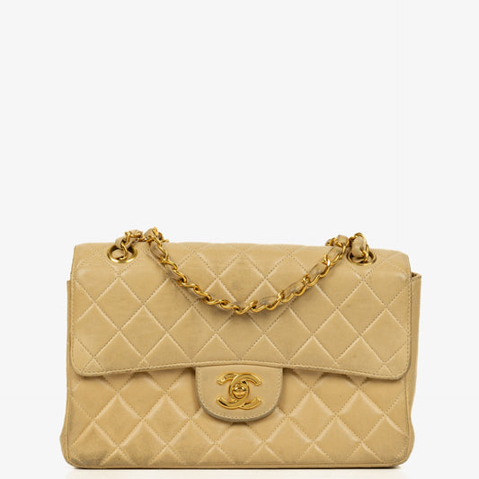 Chanel Small Double-Sided Flap Tasche aus beigem gestepptem Lammleder mit 24K vergoldeter Hardware