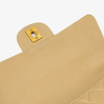 Chanel Small Double-Sided Flap Tasche aus beigem gestepptem Lammleder mit 24K vergoldeter Hardware