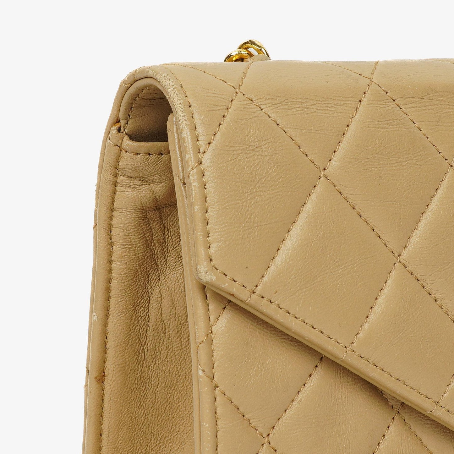 Chanel Small Envelope Maxi CC Logo Flap Bag aus beigem gestepptem Lammleder mit 24K vergoldeter Hardware