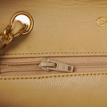 Chanel Small Envelope Maxi CC Logo Flap Bag aus beigem gestepptem Lammleder mit 24K vergoldeter Hardware