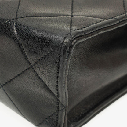 Chanel Kleine Envelope Maxi CC Logo Flap Tasche aus schwarzem gestepptem Lammleder mit 24K vergoldeten Beschlägen