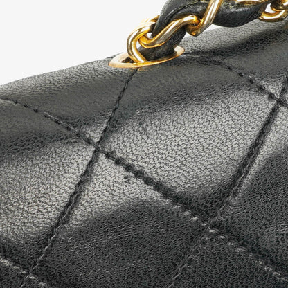 Chanel Kleine Envelope Maxi CC Logo Flap Tasche aus schwarzem gestepptem Lammleder mit 24K vergoldeten Beschlägen