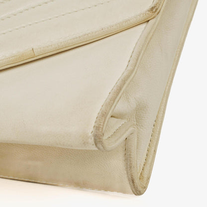 Chanel Small Envelope Flap Bag aus weißem Leder