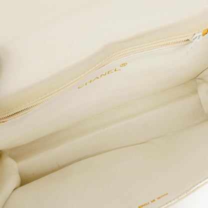 Chanel Small Envelope Flap Bag aus weißem Leder