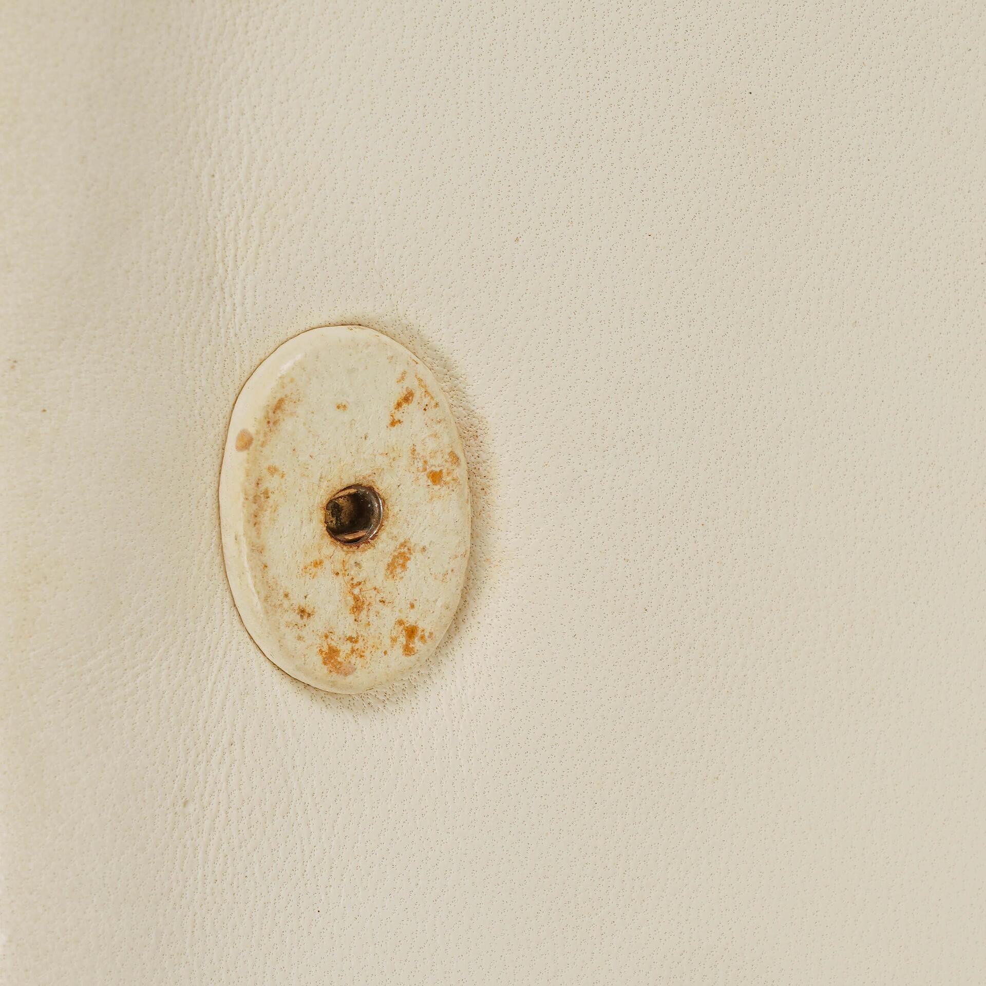 Chanel Small Envelope Flap Bag aus weißem Leder