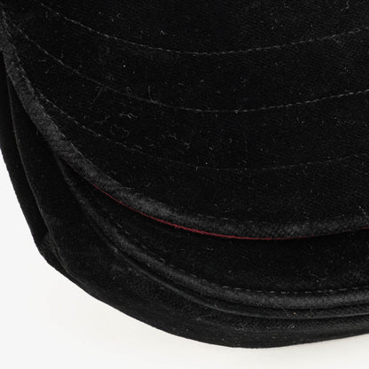Chanel Small Half Moon Klappentasche aus schwarzem Samt