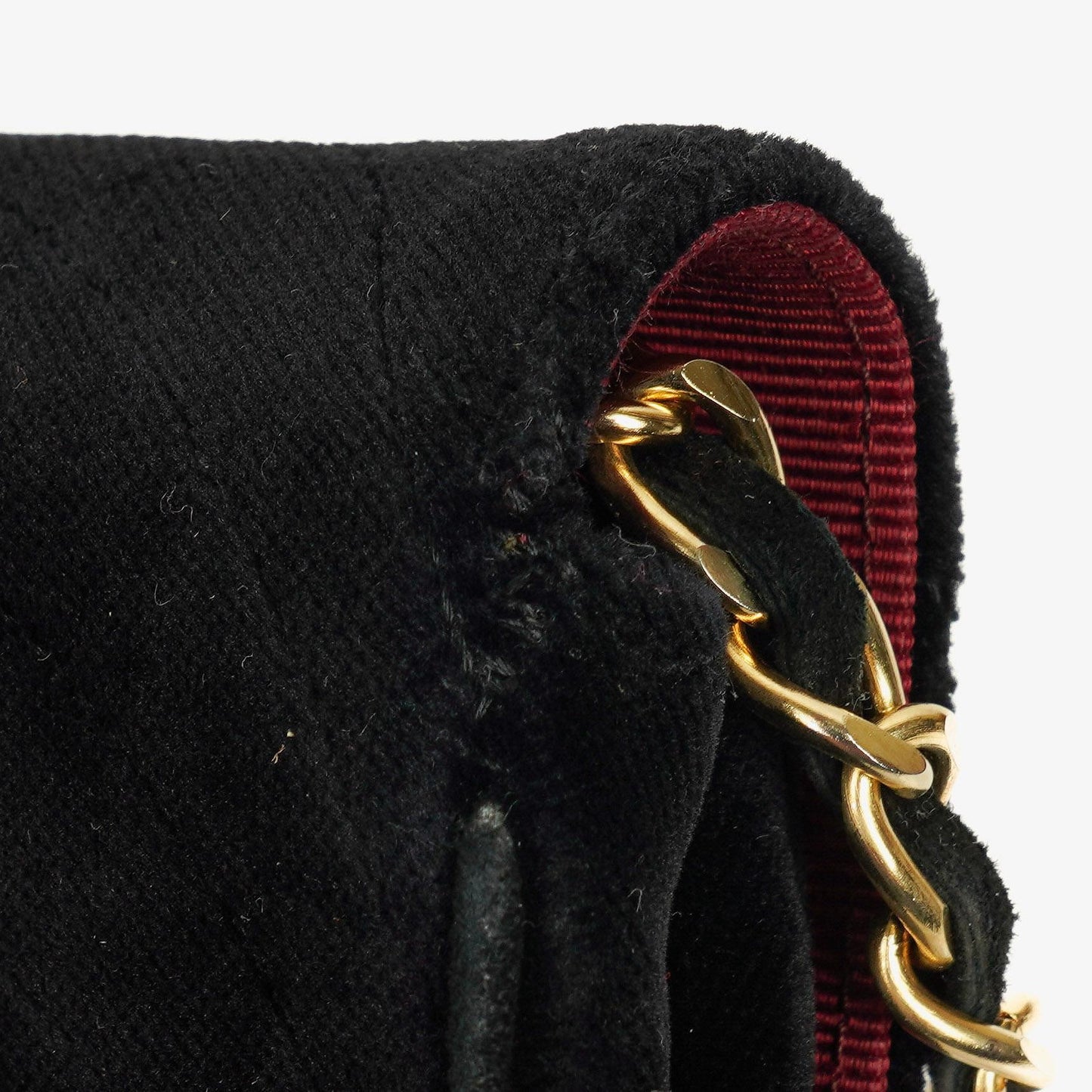 CHANEL Kleine Halbmond-Klappentasche aus schwarzem Samt