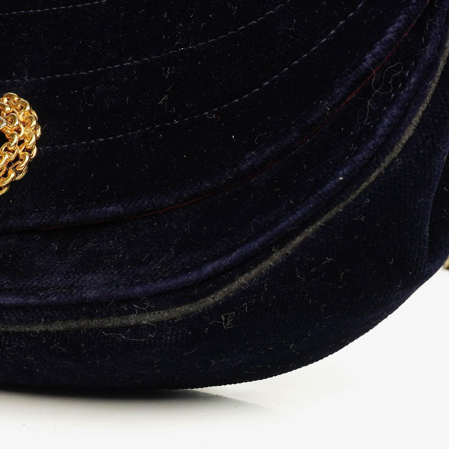 Chanel Kleine Halbmond Navy Samt Klappentasche