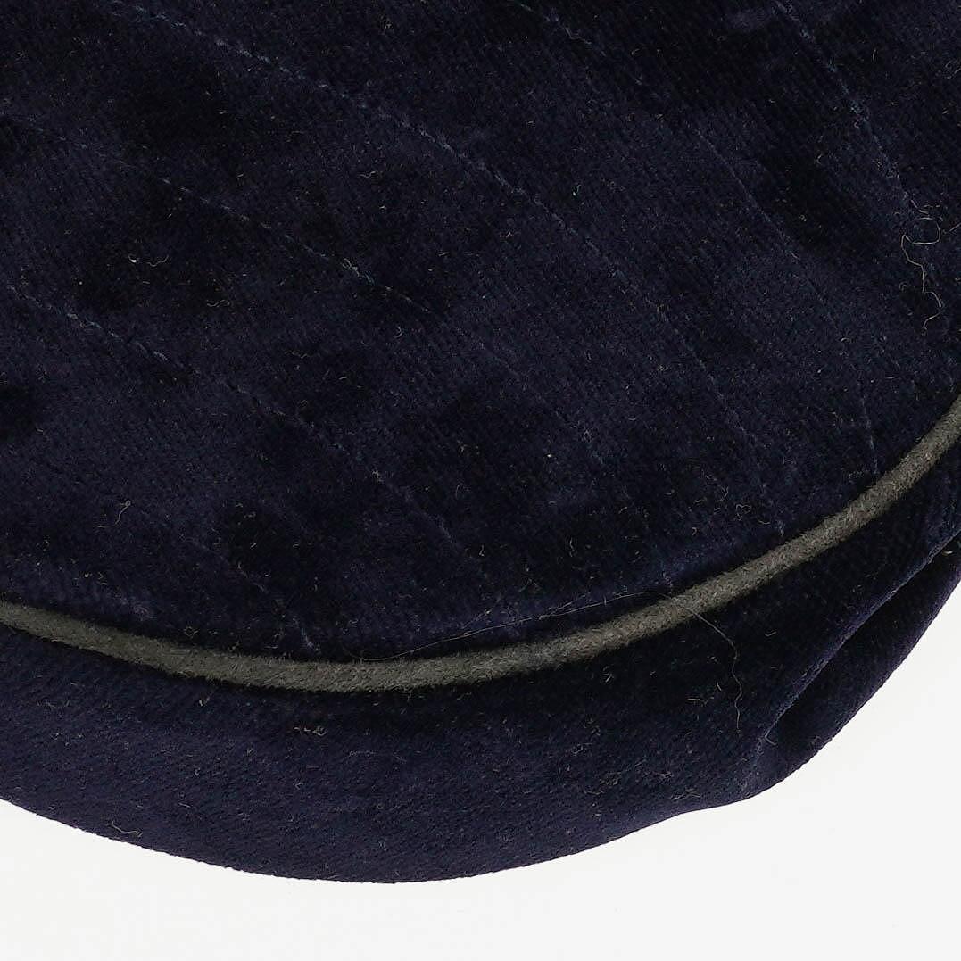 Chanel Kleine Halbmond Navy Samt Klappentasche