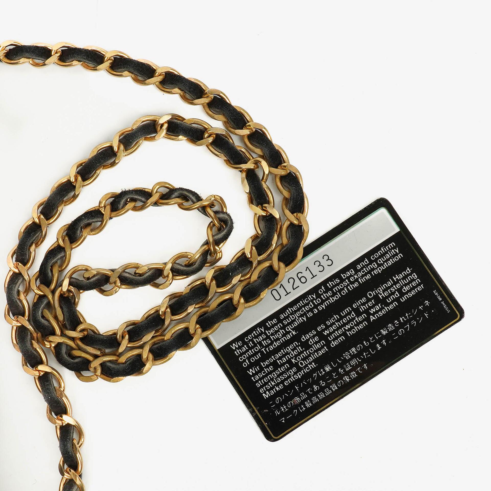 Chanel Kleine Halbmond Navy Samt Klappentasche