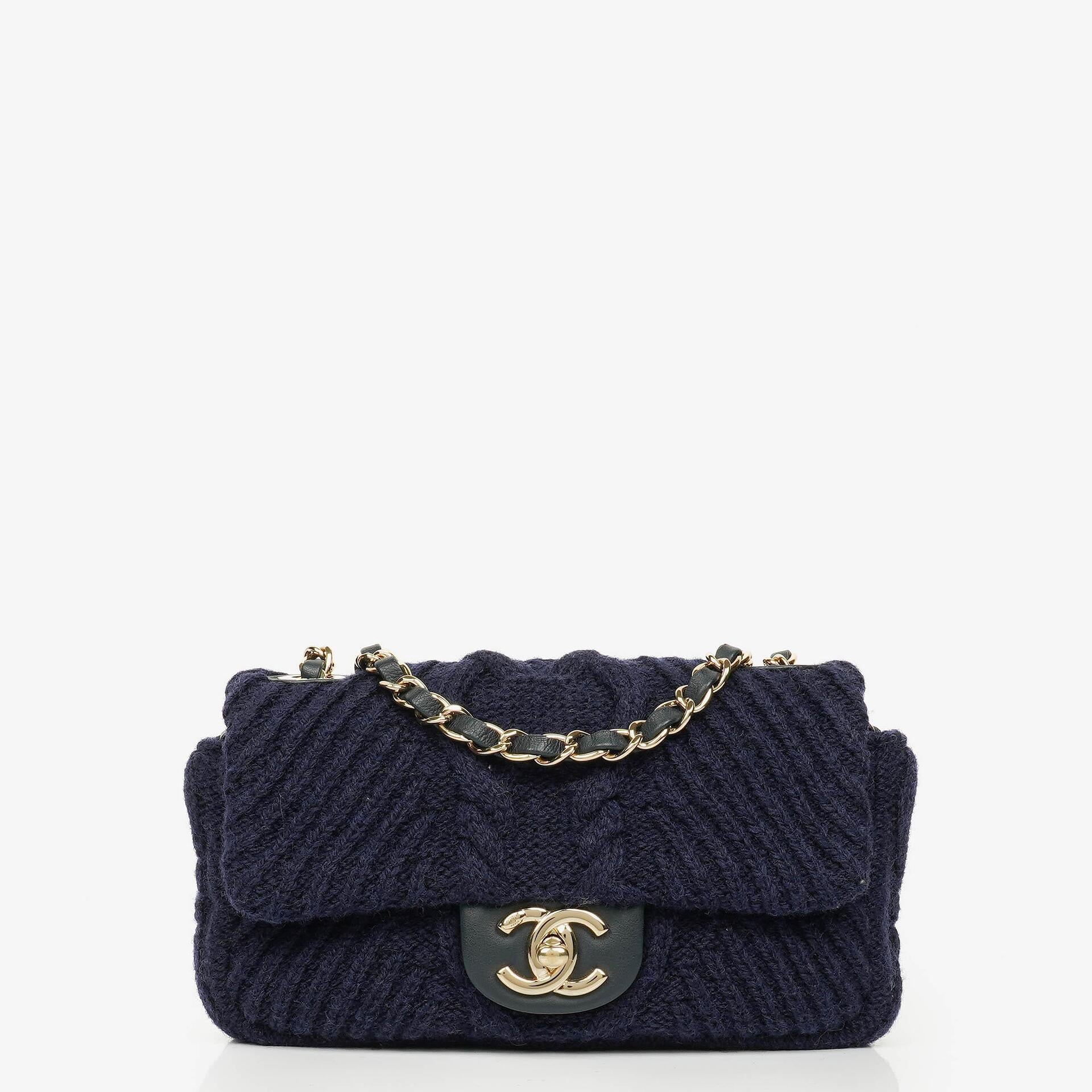Chanel Kleine Marineblaue Paris-Hamburg Kabelstrick Stoff Mit Kalbsleder Klappe Tasche