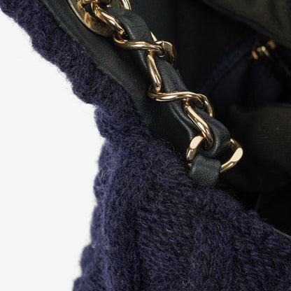 Chanel Kleine Marineblaue Paris-Hamburg Kabelstrick Stoff Mit Kalbsleder Klappe Tasche