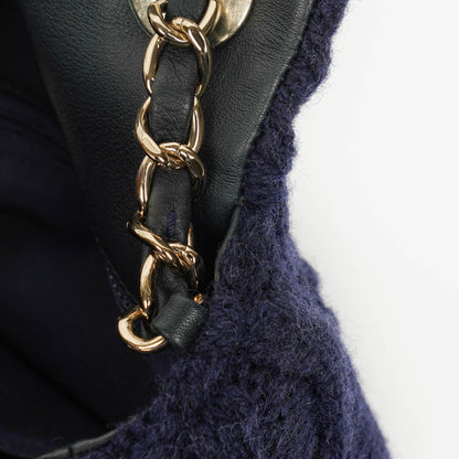 Chanel Kleine Marineblaue Paris-Hamburg Kabelstrick Stoff Mit Kalbsleder Klappe Tasche
