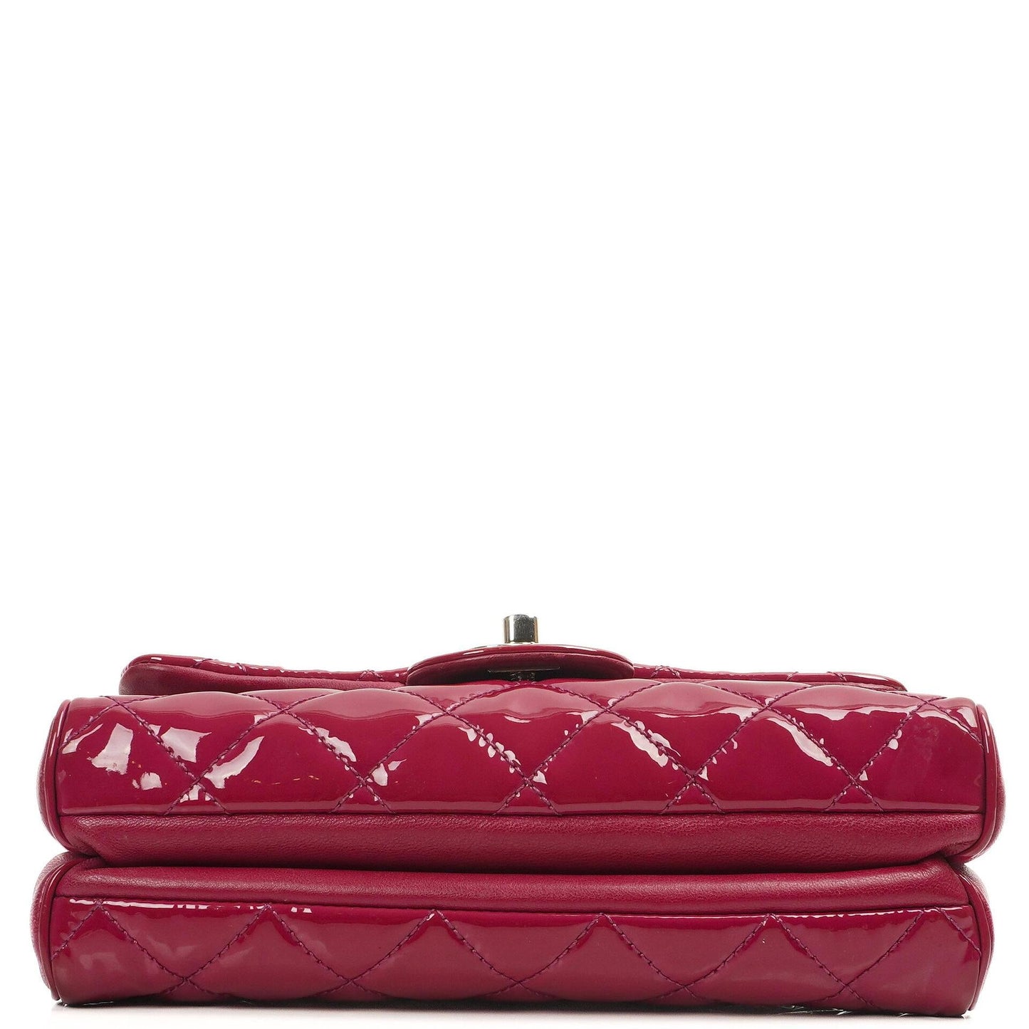 Chanel Kleine Rock In Rome Single Flap Bag aus gestepptem Lackleder mit silberfarbener Hardware