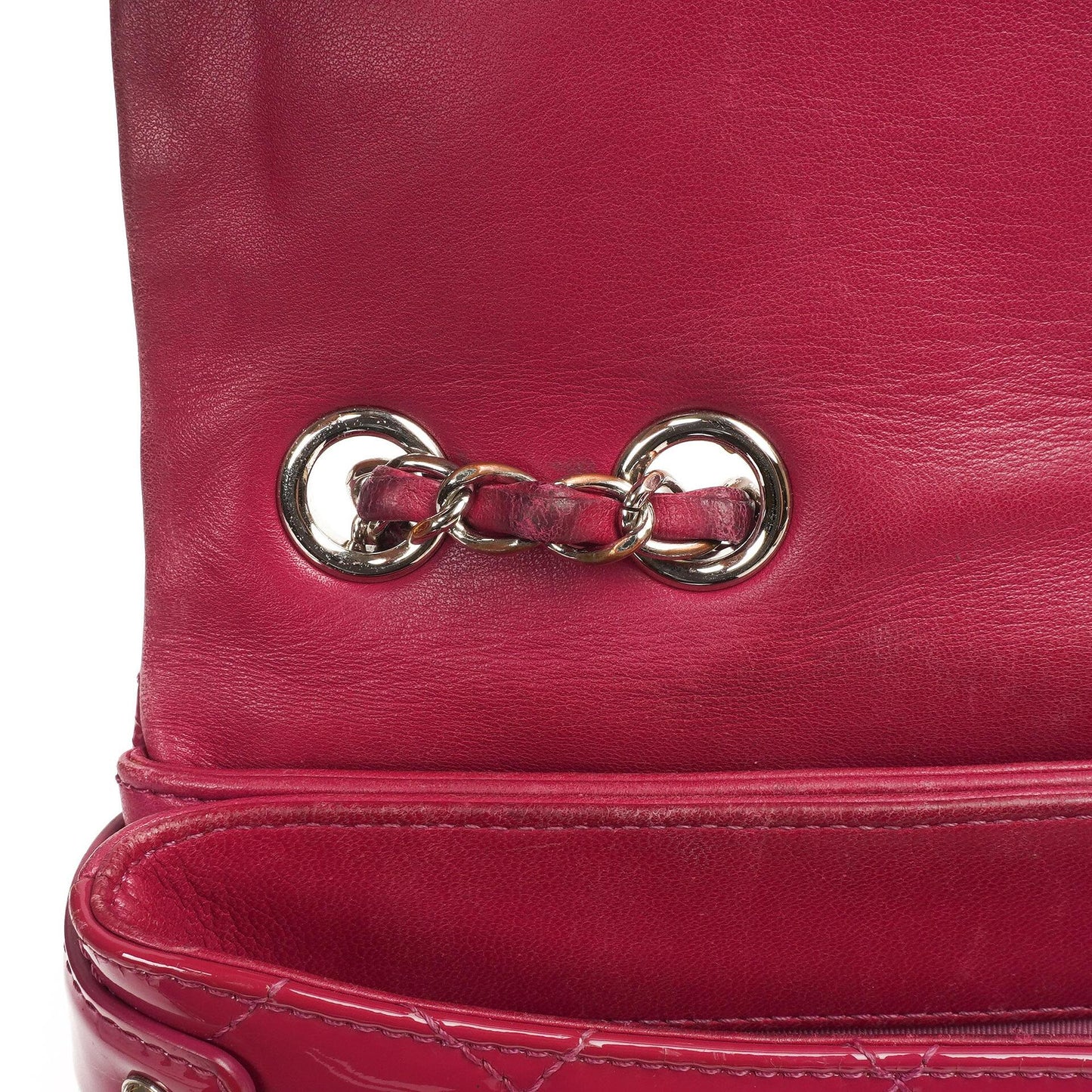 Chanel Kleine Rock In Rome Single Flap Bag aus gestepptem Lackleder mit silberfarbener Hardware