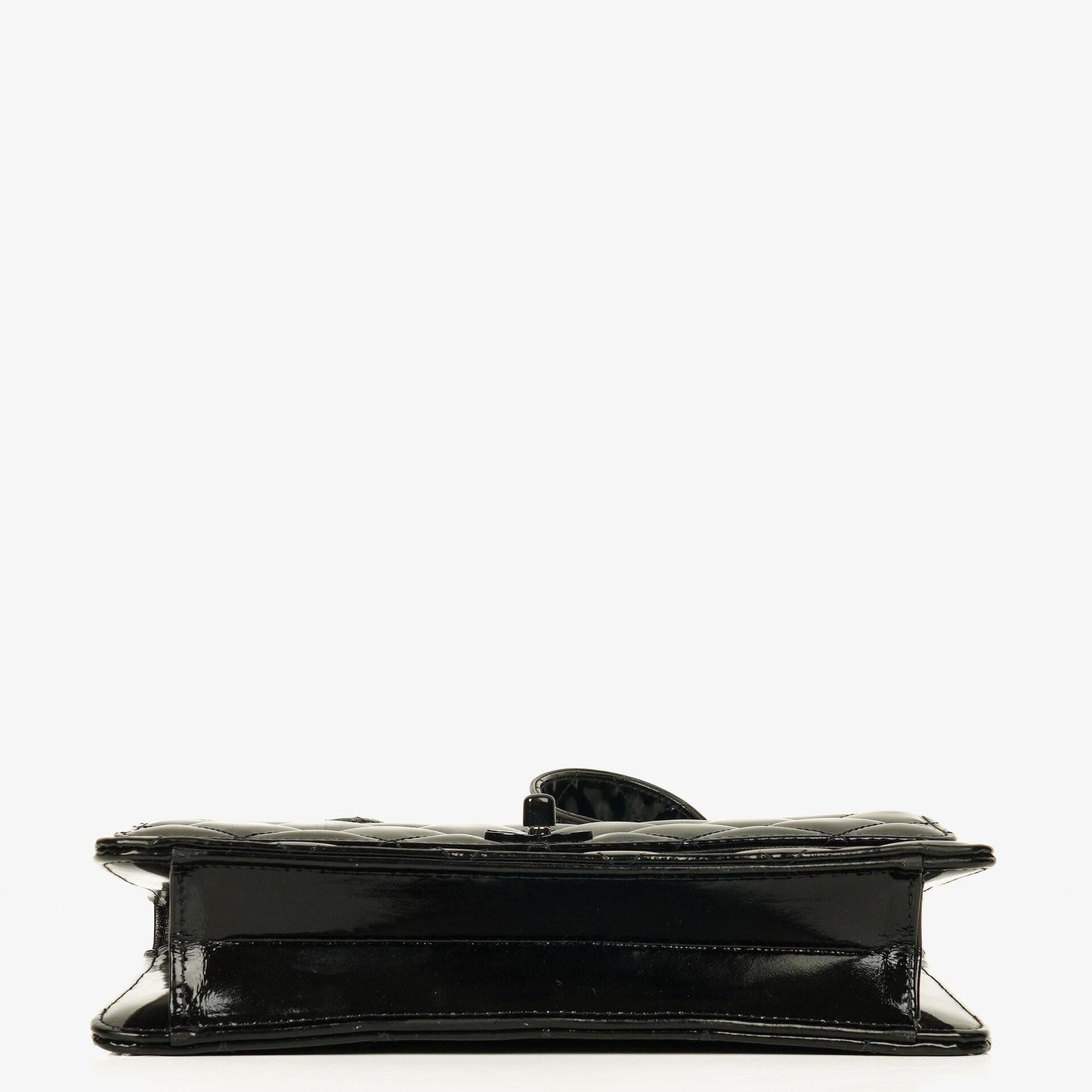 Chanel Small Single Flap Bag aus schwarzem gestepptem Lackleder