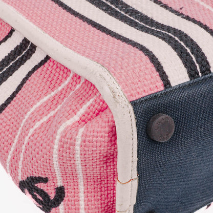 Chanel kleine gestreifte CC Tote Bag aus Canvas in Pink, Weiß und Schwarz
