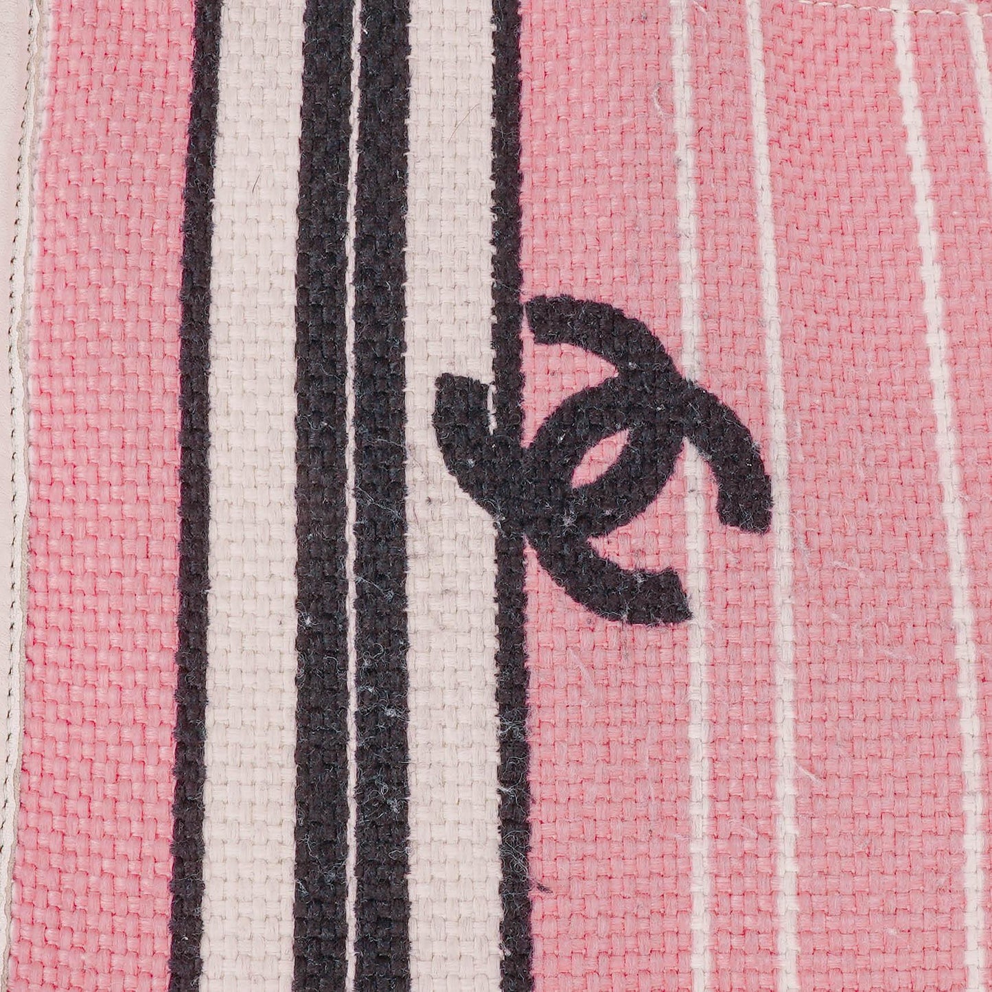 Chanel kleine gestreifte CC Tote Bag aus Canvas in Pink, Weiß und Schwarz