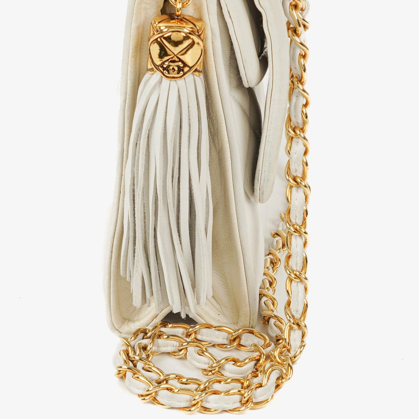 Chanel kleine Tassel Flap Tasche aus weißem gestepptem Lammleder