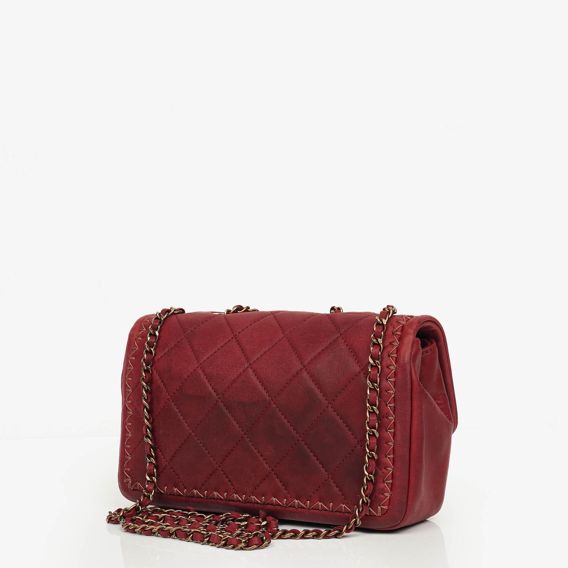 Chanel Whipstitch Flap Tasche Small