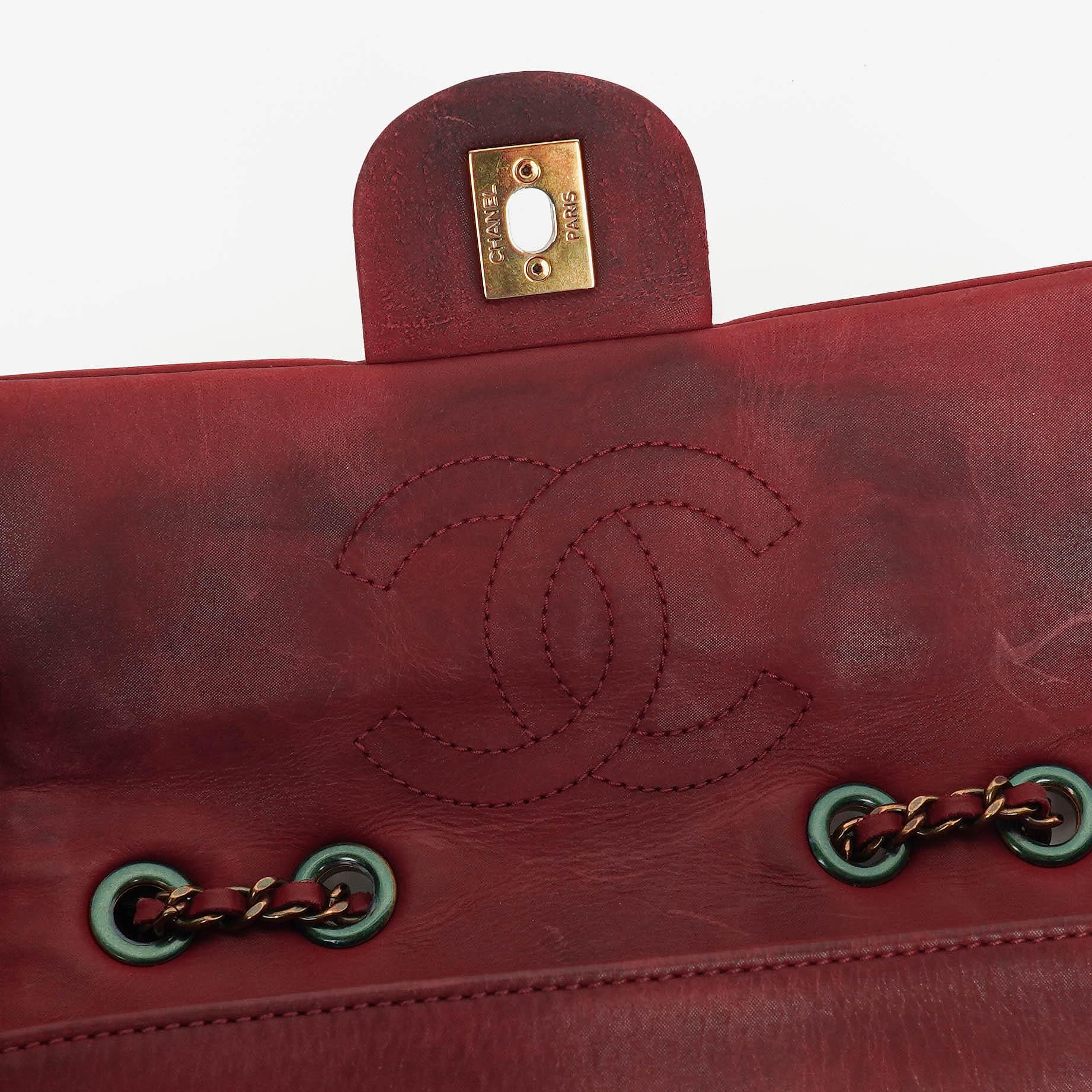 Chanel Whipstitch Flap Tasche Small