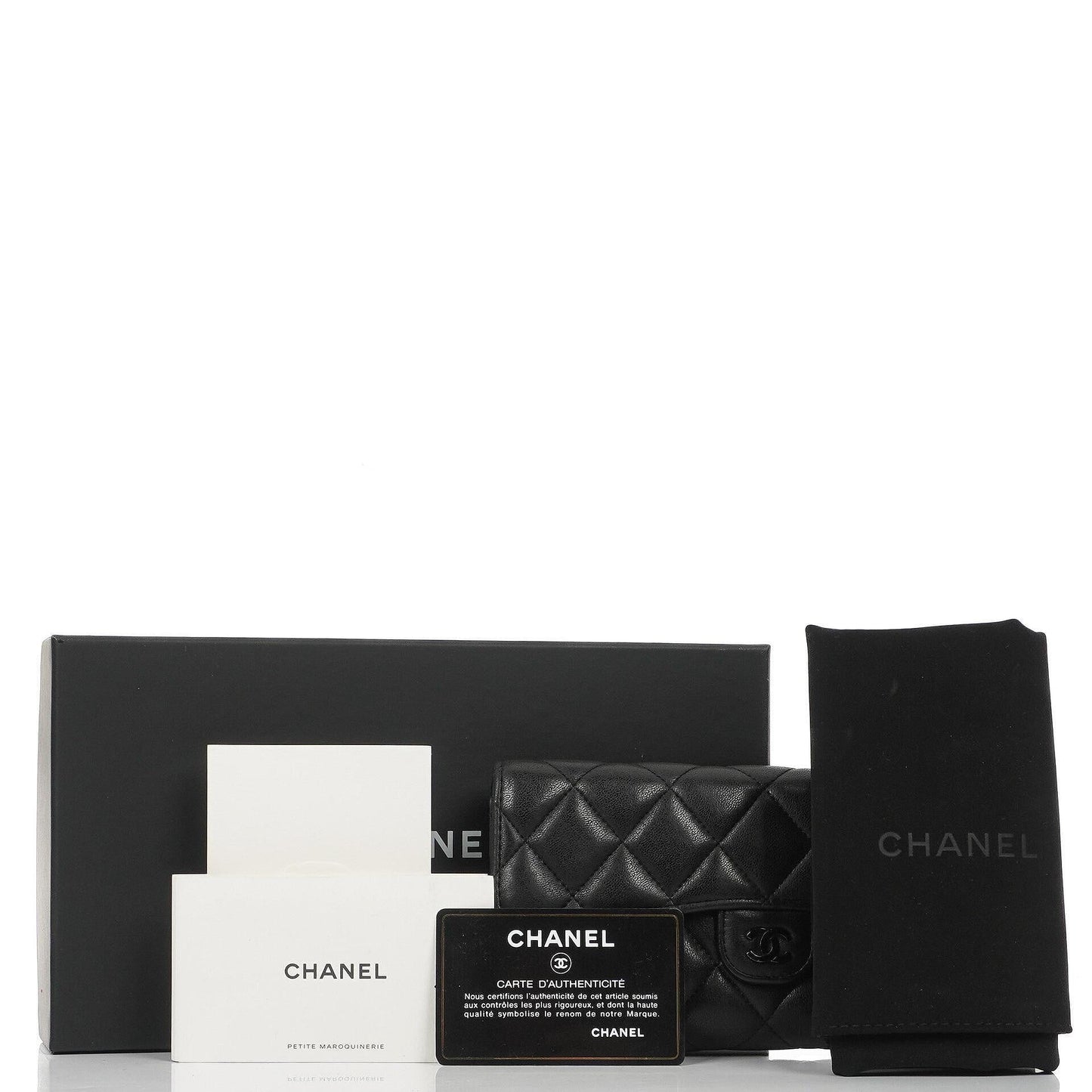 Chanel So Black große gesteppte Geldbörse aus Lammleder mit Klappe