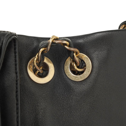 Chanel Soft Elegance Flap Tasche aus schwarzem gestepptem Kalbsleder