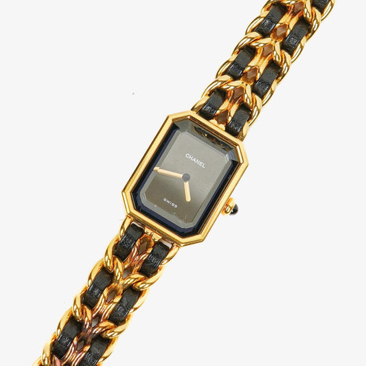 CHANEL Première Quarzuhr 20 mm aus Edelstahl und Lammleder mit goldfarbener Kette Größe L