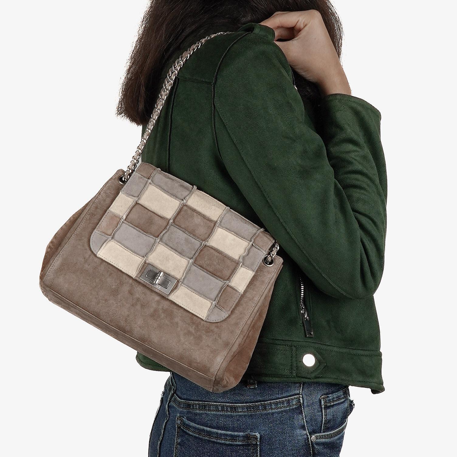 Chanel Mademoiselle Accordion Flap aus beigem Wildleder-Patchwork