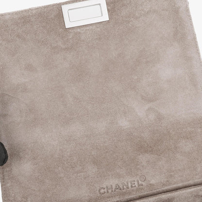 Chanel Mademoiselle Accordion Flap aus beigem Wildleder-Patchwork