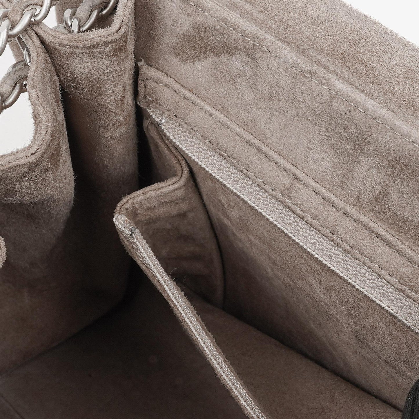 Chanel Mademoiselle Accordion Flap aus beigem Wildleder-Patchwork