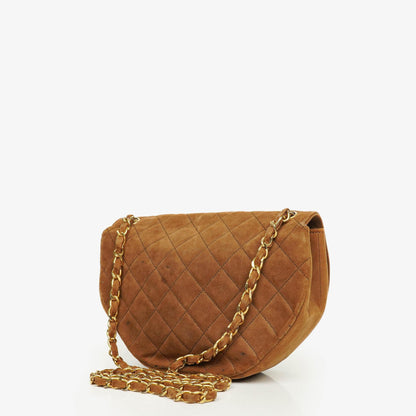 Chanel Half Moon Full Flap Tasche aus gestepptem Wildleder