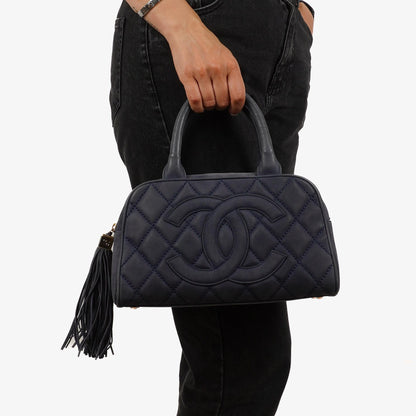 Chanel Timeless CC Mittelgroße Bowling Tasche Marineblau Gestepptes Kaviarleder Goldfarbene Beschläge 2004-2005