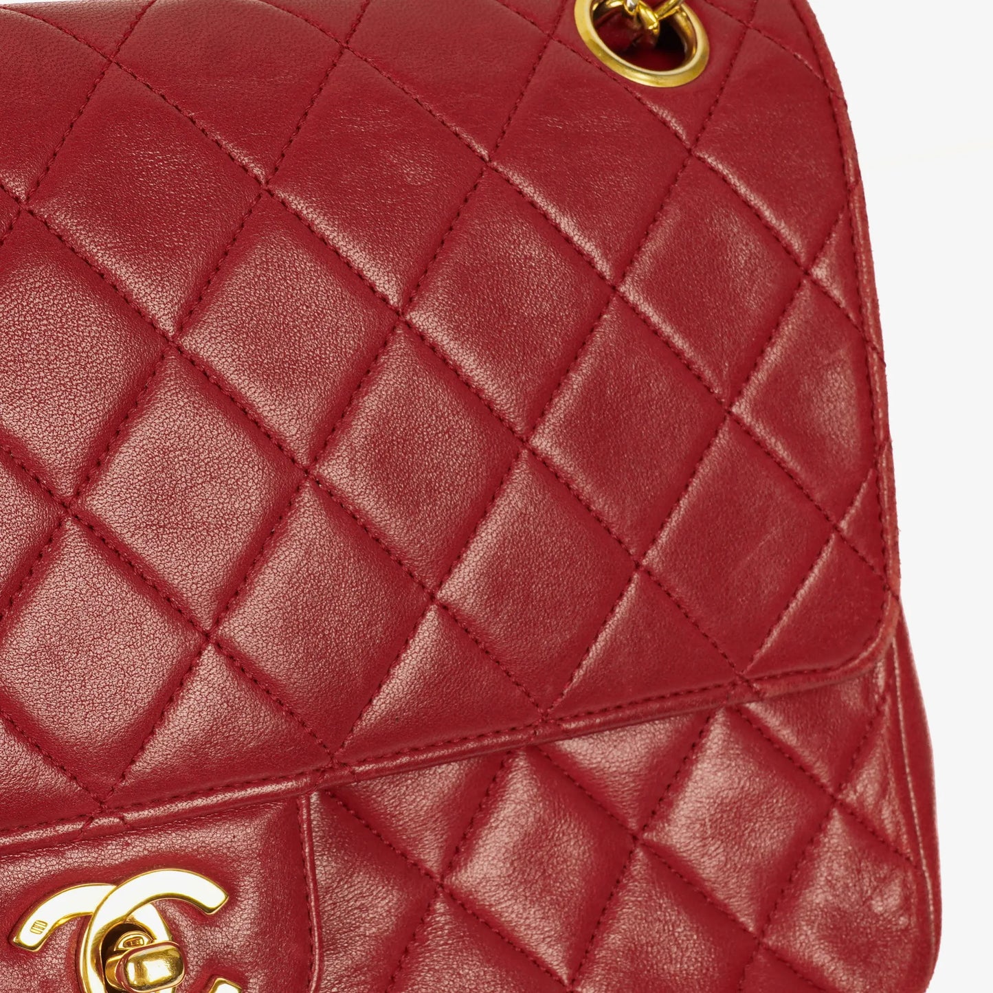 Chanel Timeless Classic Double Flap Bag aus rotem gestepptem Lammleder mit 24K vergoldeter Hardware