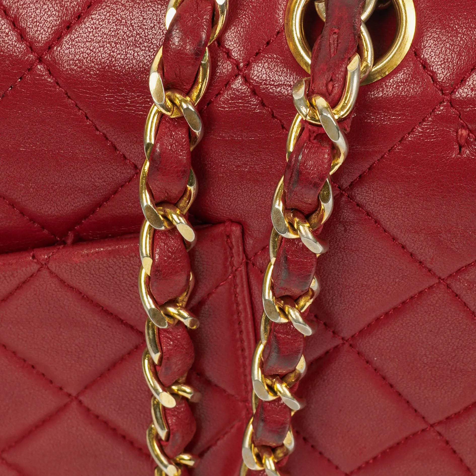 Chanel Timeless Classic Double Flap Bag aus rotem gestepptem Lammleder mit 24K vergoldeter Hardware
