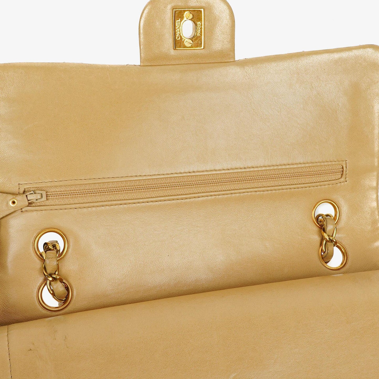 Chanel Timeless Classic Medium Double Flap Tasche aus beigem gestepptem Lammleder mit 24K-vergoldeter Hardware