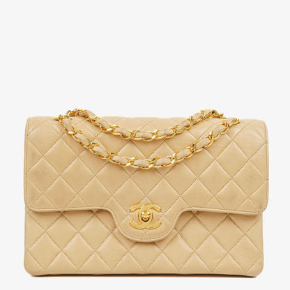 Chanel Timeless Classic Kleine Double Flap Tasche in Beige Stepp-Lammleder und 24K Vergoldeter Hardware