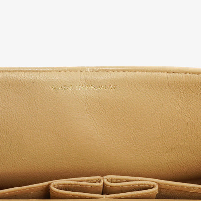 Chanel Timeless Classic Small Double Flap Tasche aus beigem gestepptem Lammleder mit 24K vergoldeten Beschlägen
