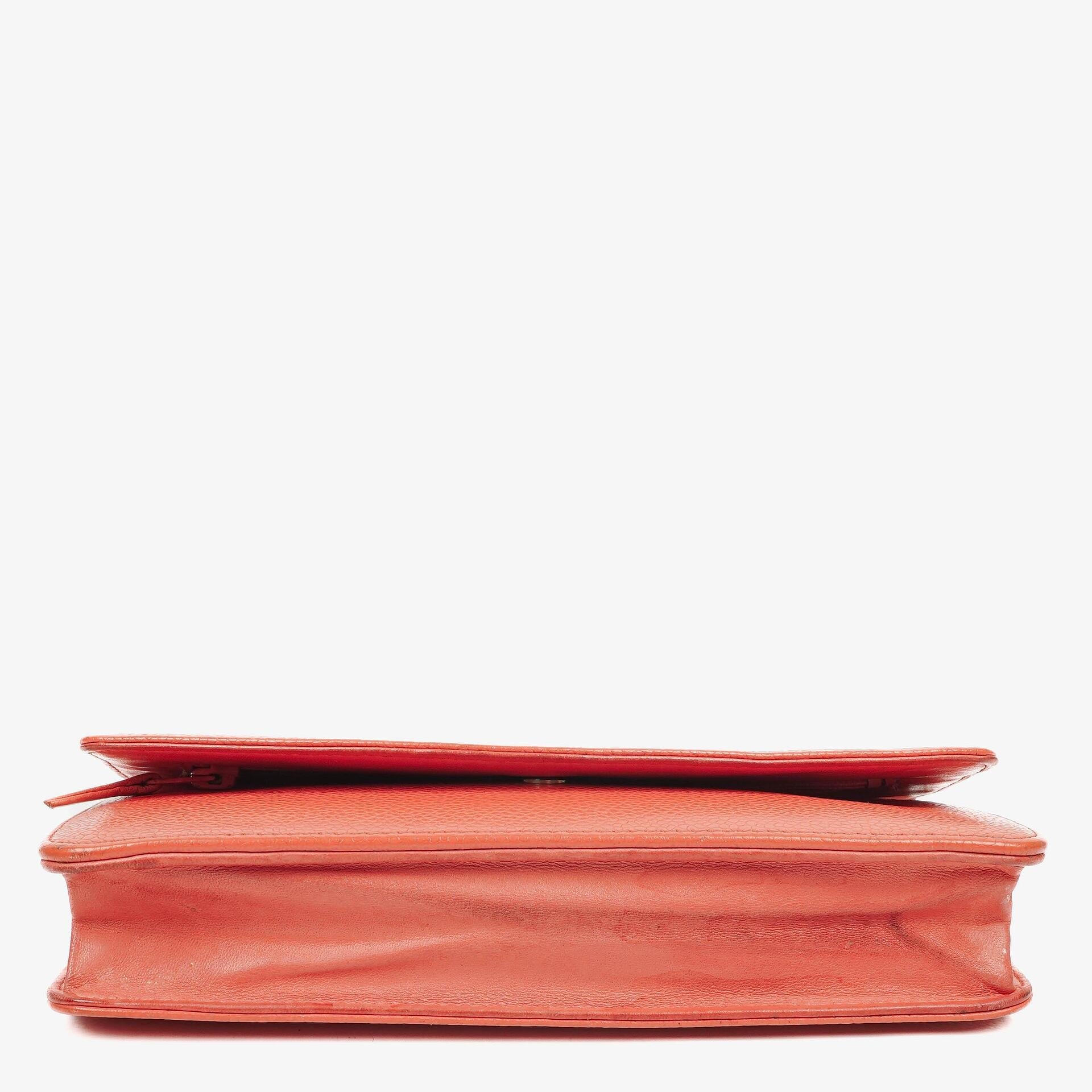 Chanel Timeless Geldbörse an Kette WOC In Kaviarleder