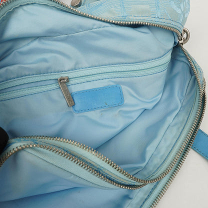 Chanel Travel Line Tasche aus hellblauem Nylon mit CC-Logo