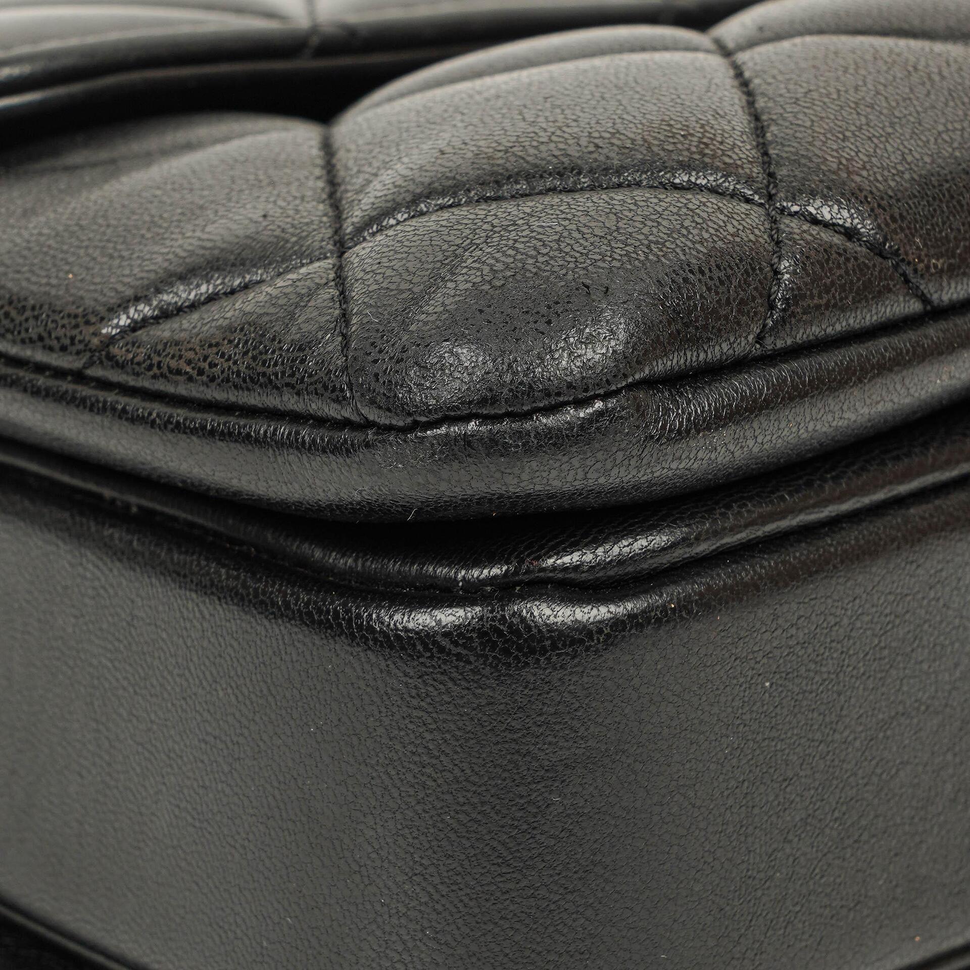Chanel Trendy CC Large Klappentasche aus schwarzem gestepptem Lammleder mit doppelten Henkeln