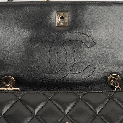 Chanel Trendy CC Large Klappentasche aus schwarzem gestepptem Lammleder mit doppelten Henkeln
