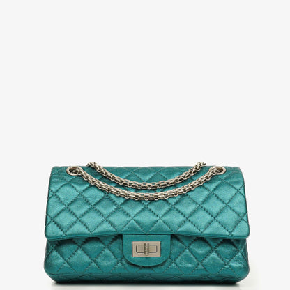 Chanel 2.55 Reissue 225 Double Flap Bag in Türkis Metallic