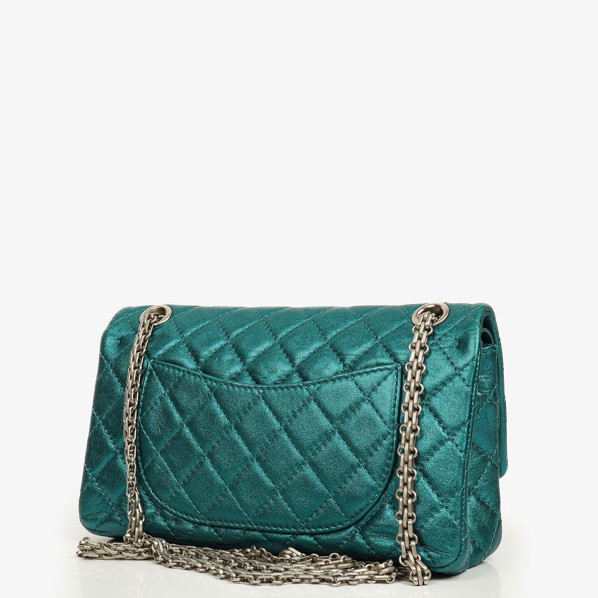 Chanel 2.55 Reissue 225 Double Flap Bag in Türkis Metallic